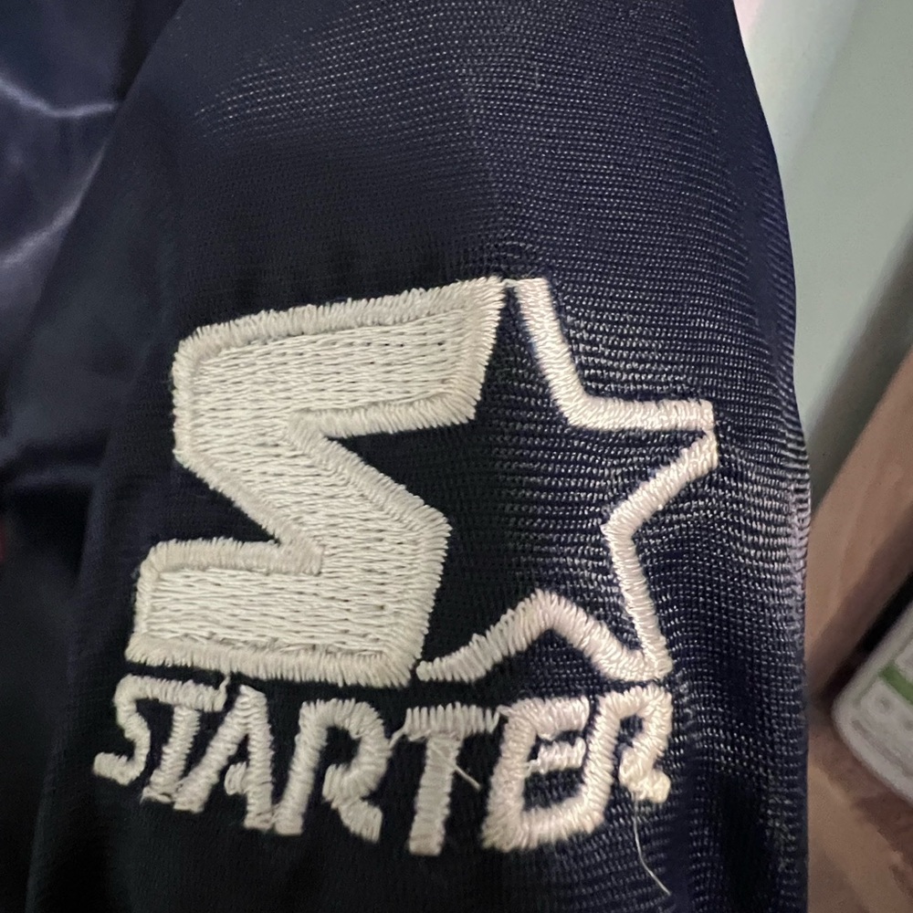 New York Yankees Starter Bomber Kids Jacket - Picture 6 of 7